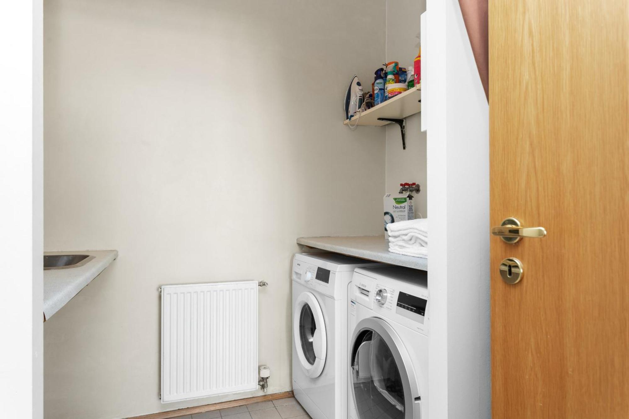 Baldursbra Apartment Hverfisgata レイキャヴィーク エクステリア 写真