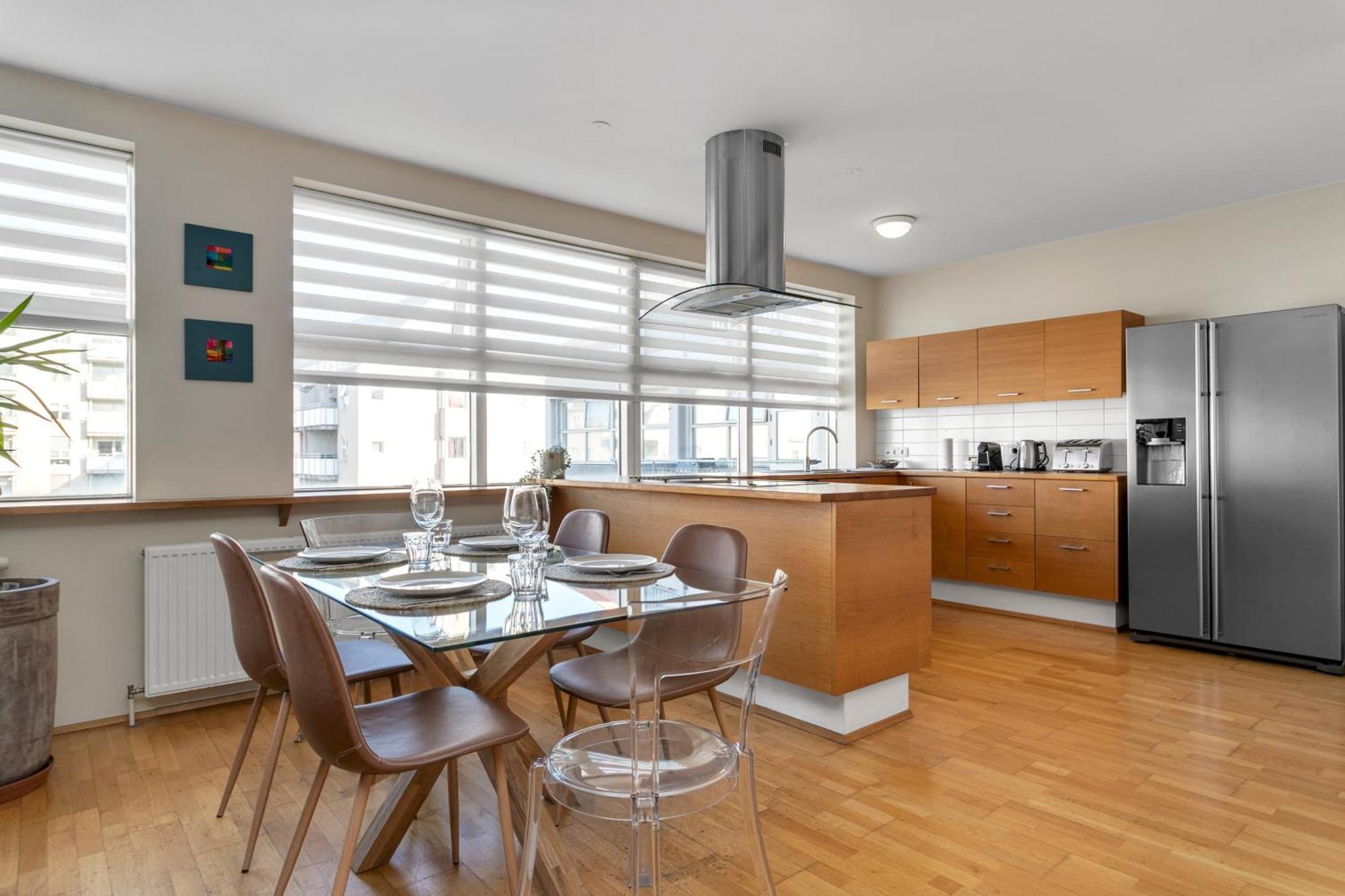 Baldursbra Apartment Hverfisgata レイキャヴィーク エクステリア 写真